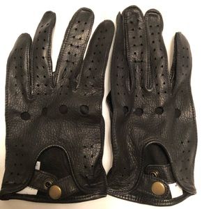Leather driving gloves
